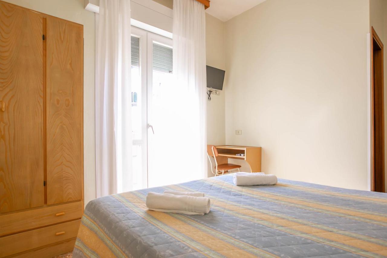 Hotel Ischia Ρίμινι Εξωτερικό φωτογραφία